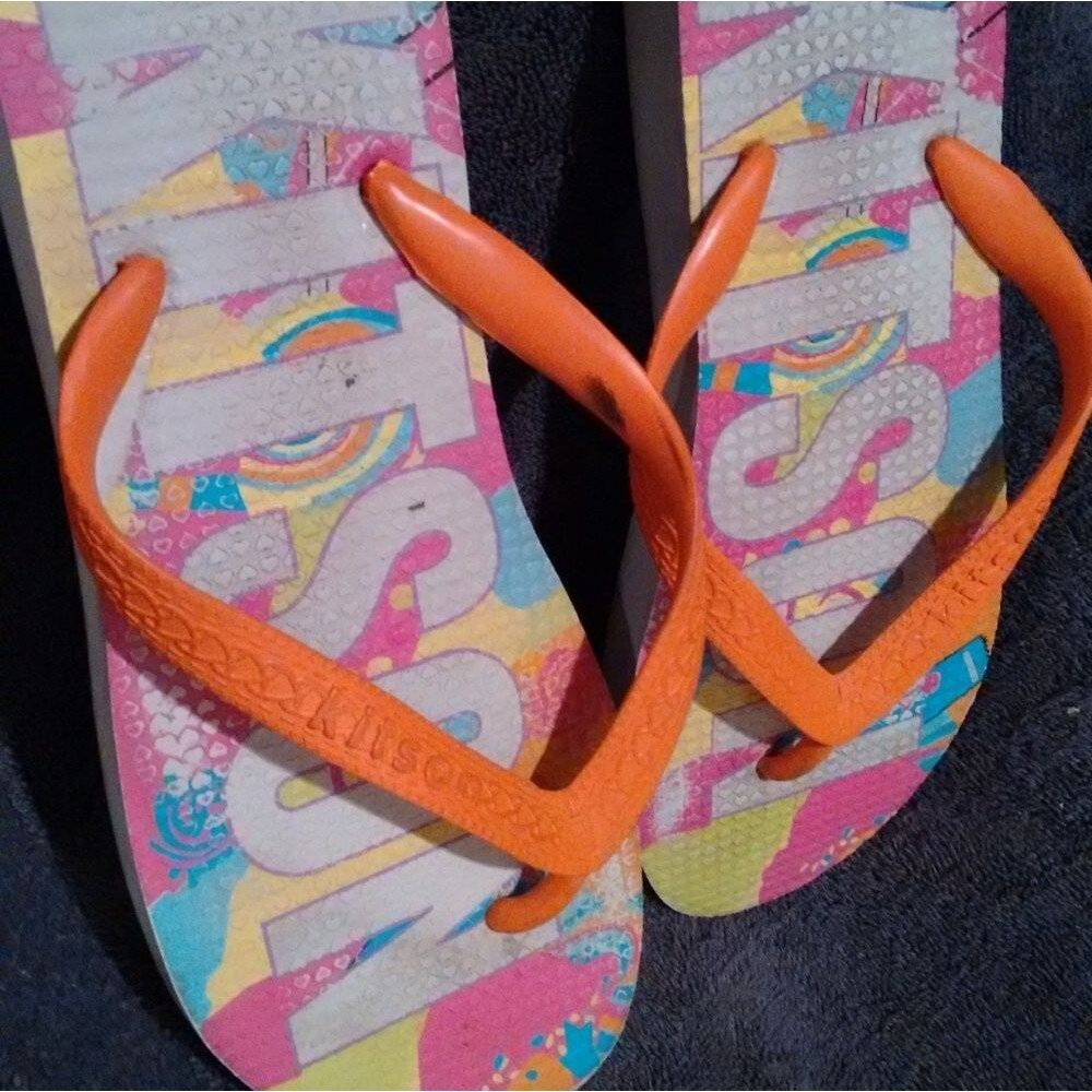 Previously Loved Kitson Flip Flops Size 10 - Picture 5 of 6